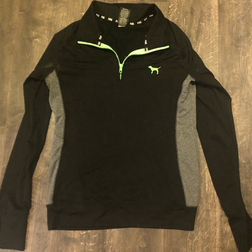 Brand new Pink VS pullover